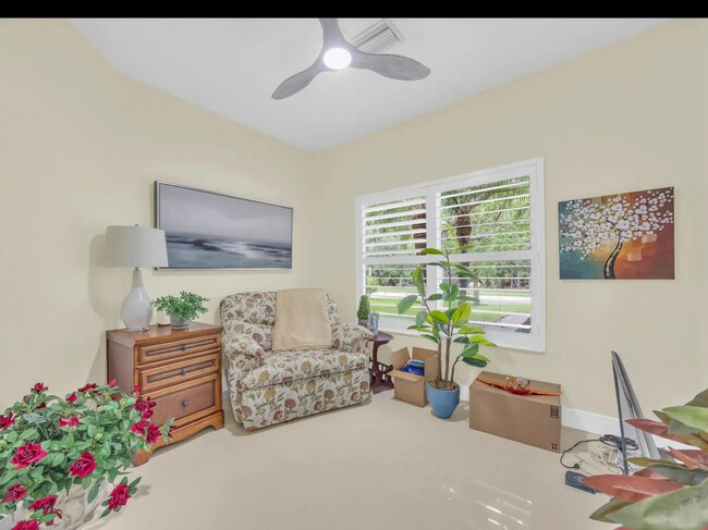 Building Photo - 253 SW Coconut Key Way