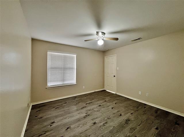 Building Photo - 717 Hillcrest Ct