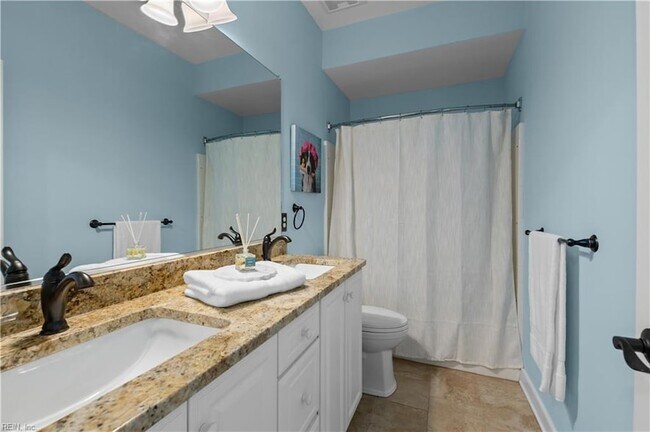 Building Photo - 232 Suri Dr