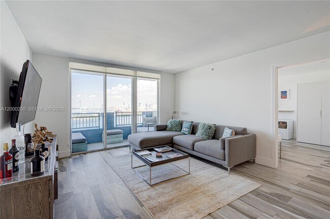 Building Photo - 90 Alton Rd