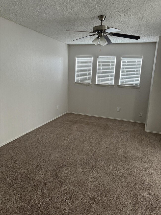 Building Photo - 5988 Westcreek Dr