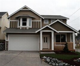 Building Photo - Beautiful 4 Bedroom Home in Tumwater Landing