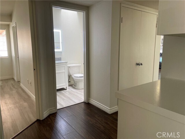 Building Photo - 18250 Shamrock St