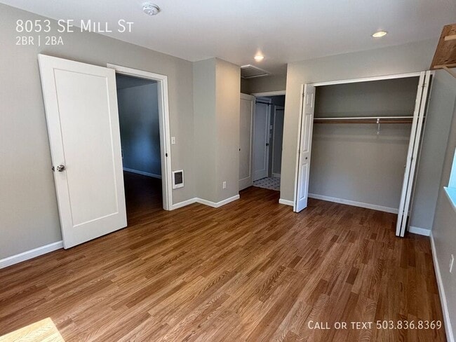 Building Photo - 8053 SE Mill St
