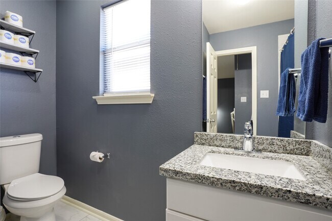 Building Photo - 6419 Waldron Dr