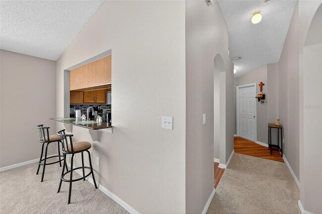 Building Photo - 11812 Lynmoor Dr