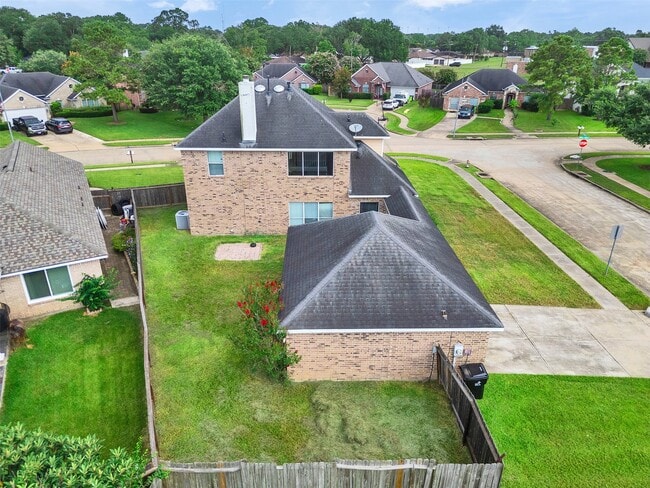 Building Photo - 1803 Ripple Creek Dr