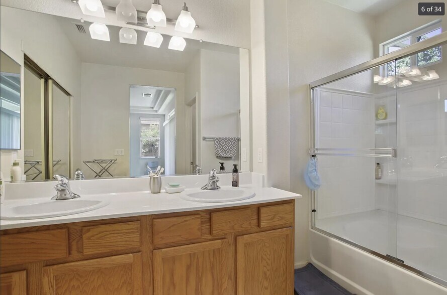 Building Photo - 6022 Tugboat Ln