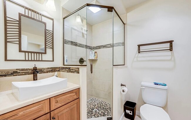 Building Photo - 6009 Wake Crest Ct