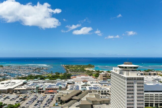 Building Photo - Stunning 3BD/3BA/2PRKG Residence at Azure Ala Moana