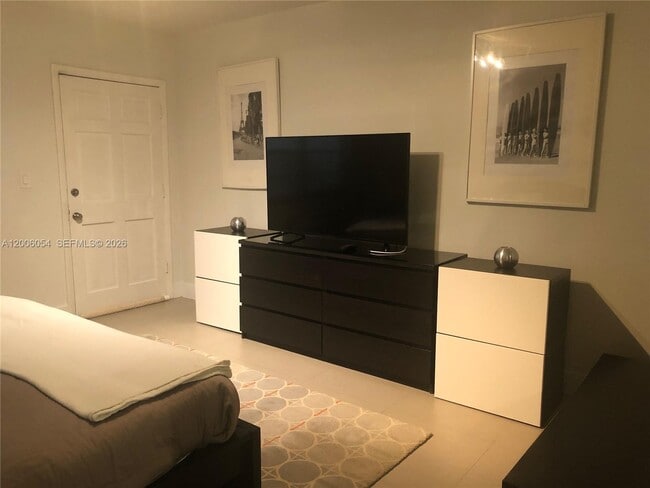 Building Photo - 911 Meridian Ave