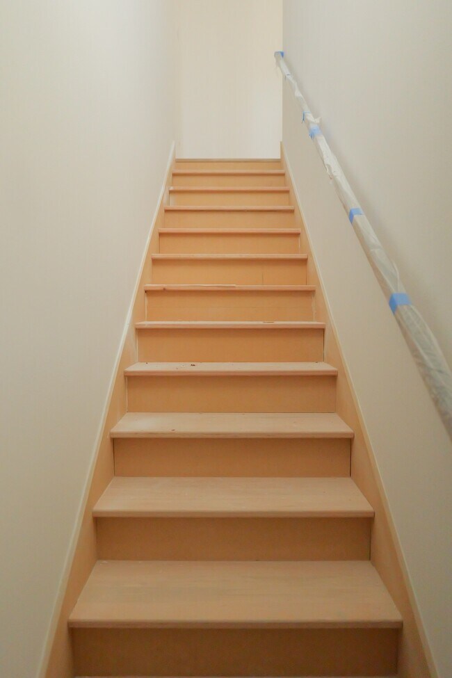 Building Photo - 4200 Munger Ave