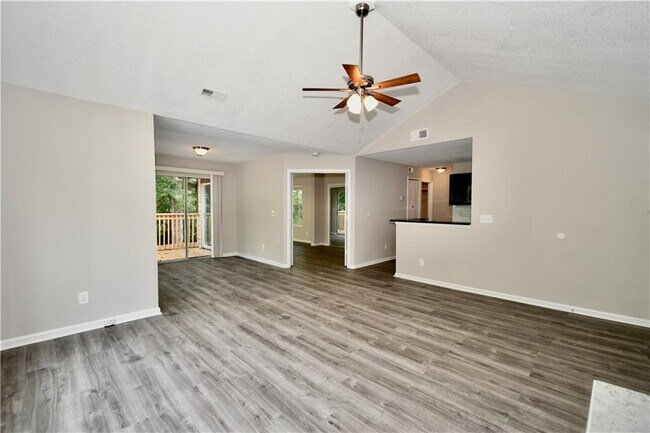 Building Photo - 1101 Sandy Ln Dr