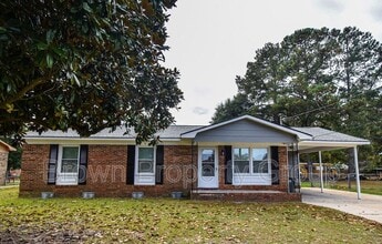 Building Photo - 4715 Beaufort Dr