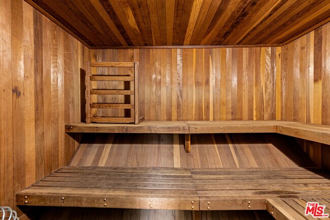 Building Photo - 17114 Palisades Cir