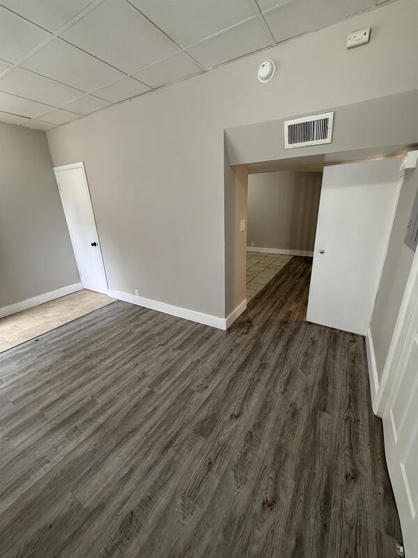 Building Photo - 3512 Dodge St