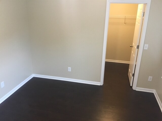 Building Photo - 586 Hollerman Ln