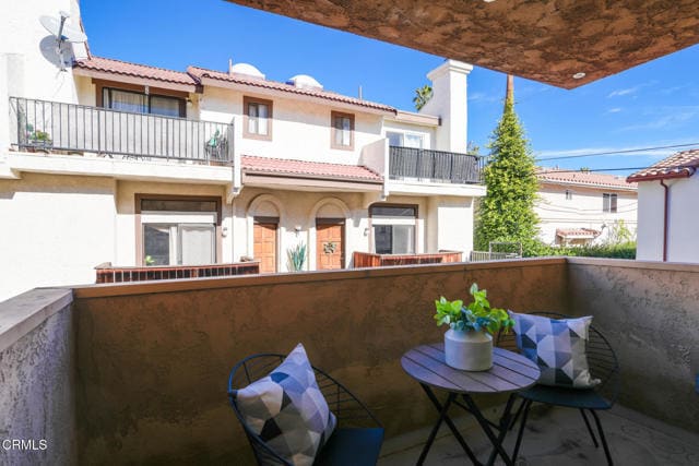 Building Photo - 120 S Sierra Madre Blvd