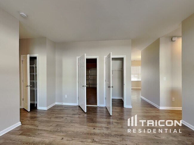 Building Photo - 147 N Cromwell Dr