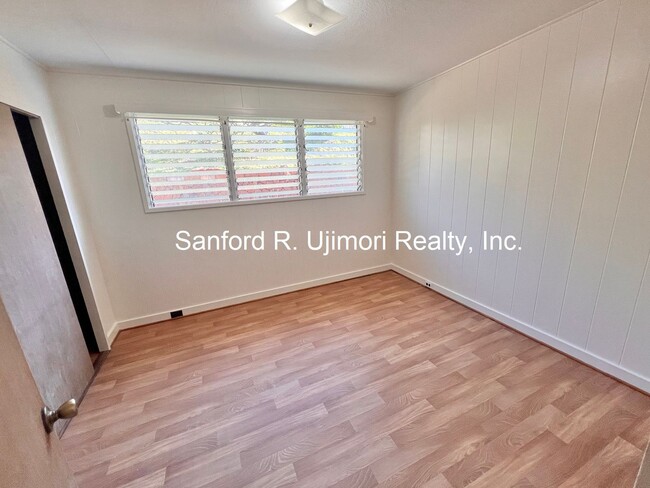 Building Photo - Kolopua Street – Single Family Home (4 bed...