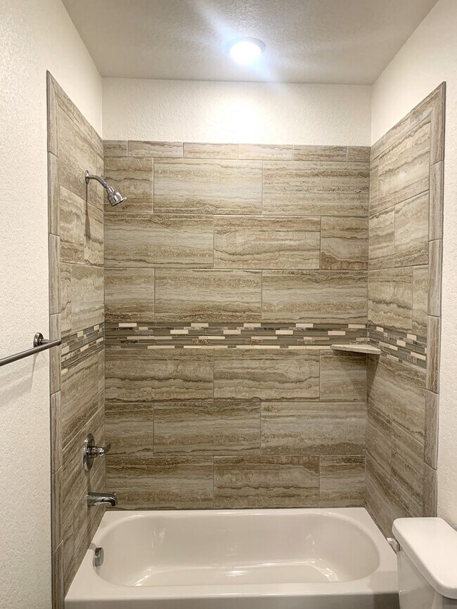 Building Photo - New Construction Duplex Available Now