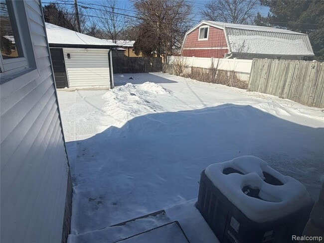 Building Photo - 7970 Campbell St