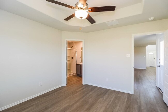 Building Photo - 11015 Inflow Dr