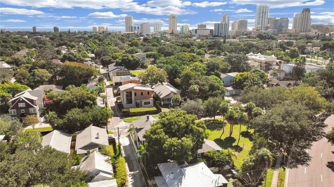 Building Photo - 614 8th St N