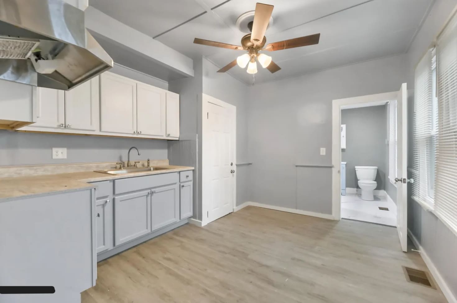 Building Photo - 53 Orchard St