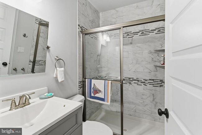 Building Photo - 259 Mt Lucas Rd