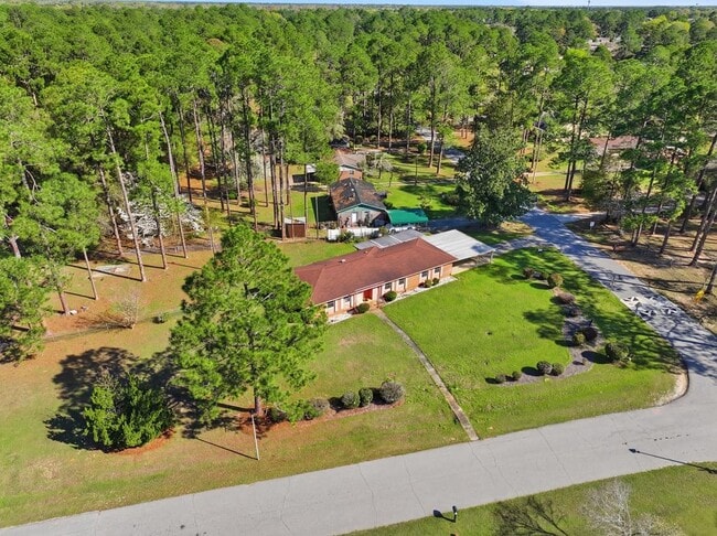 Building Photo - 2101 Goldendale Ln