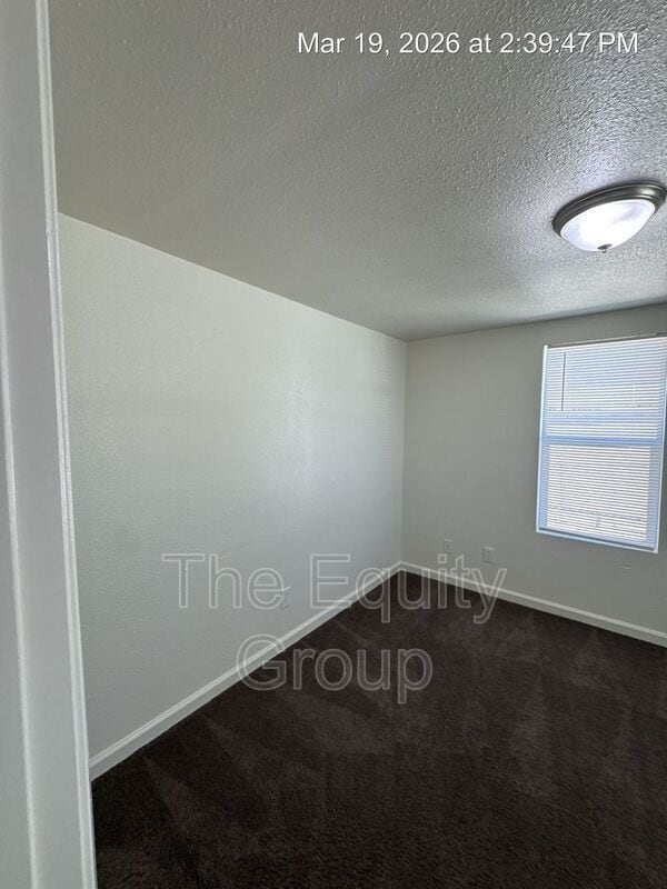 Building Photo - 610 Pickerell Ave