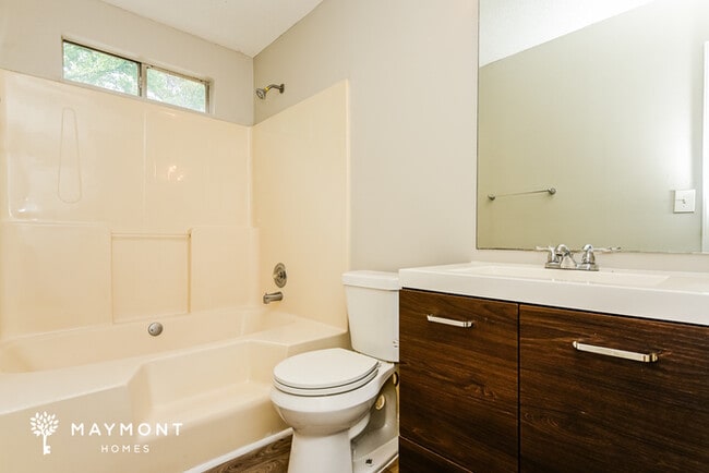 Building Photo - 3-Bedroom Duplex in Decatur, GA