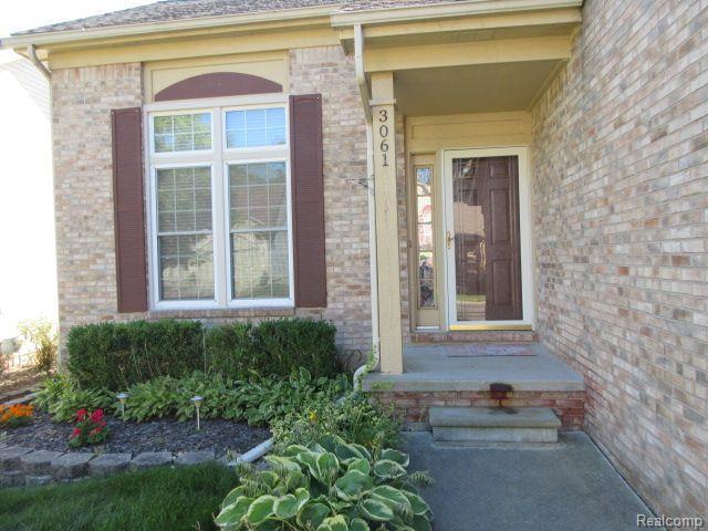 Building Photo - 3061 Talon Cir