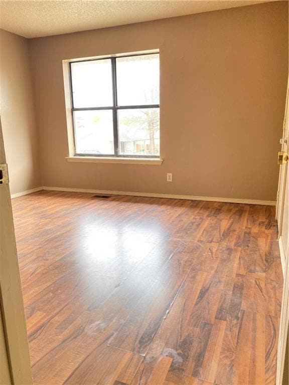 Building Photo - 1408 Christy Dr