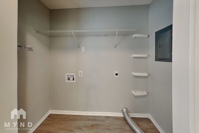 Building Photo - 9205 Meadow Sweet Ct