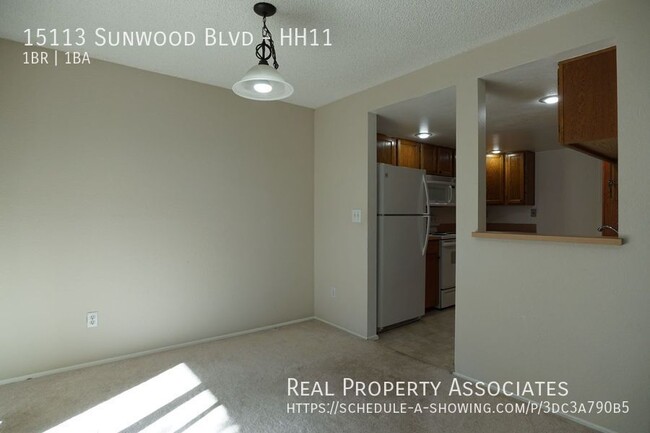 Building Photo - 15113 Sunwood Blvd