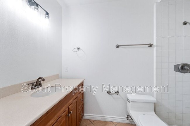 Building Photo - 42385 Agena St