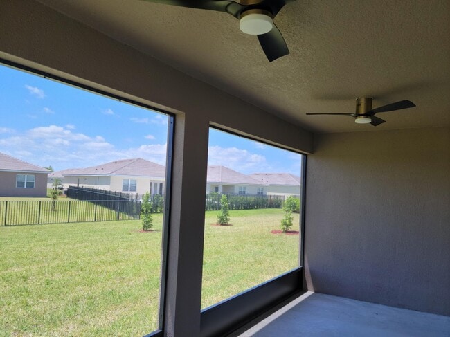 Building Photo - 12354 Arabella Dr