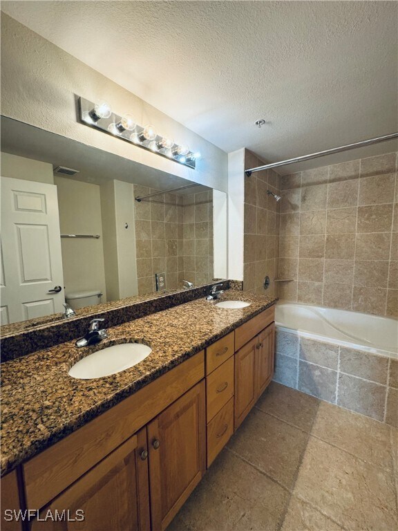 Building Photo - 13100 Bella Casa Cir