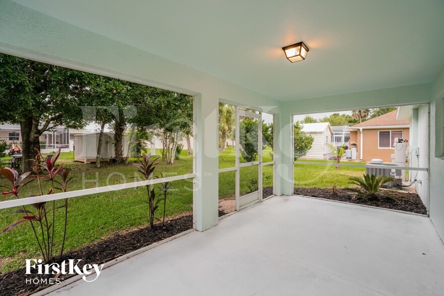 Building Photo - 1347 Russellville St