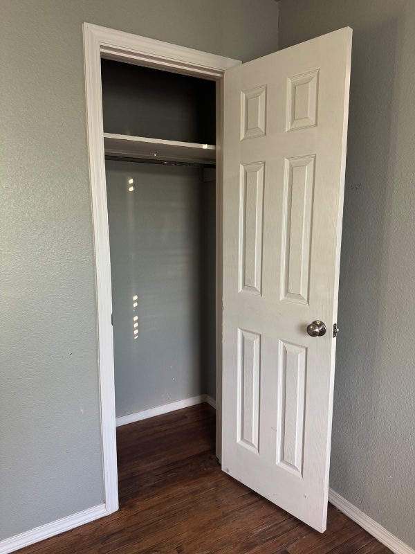 Building Photo - 1907 Nix St