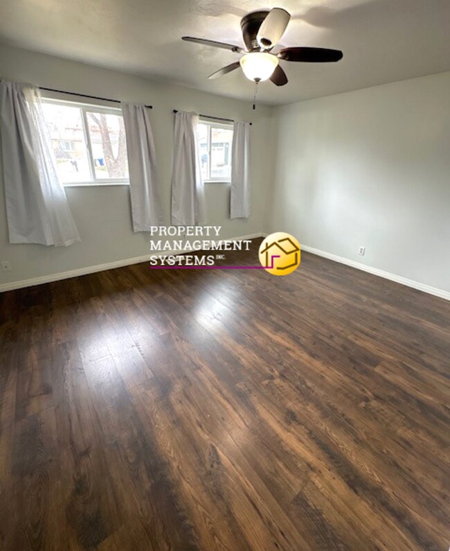 Building Photo - Lovely 3 Bedroom Rambler in West Jordan!