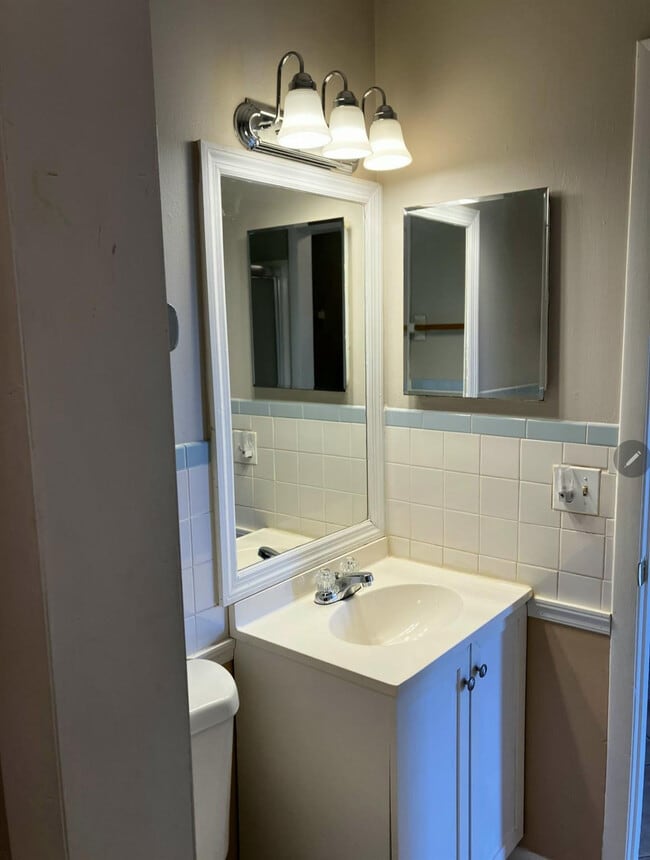 Building Photo - 5282 SE 43rd Trce