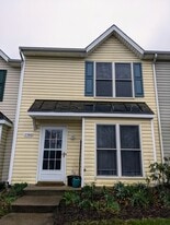 Building Photo - 2360 Avalon Woods Dr