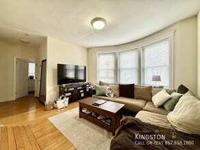 Building Photo - 672 Washington St