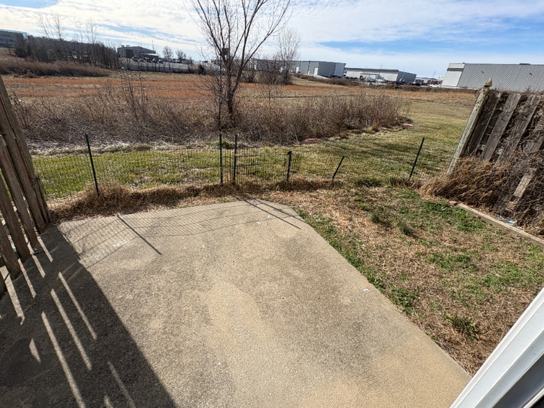 Building Photo - 1244 NW Phelps Dr