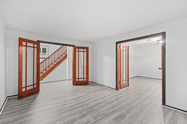 Building Photo - Gorgeous 3 bedroom home in Clairton availa...