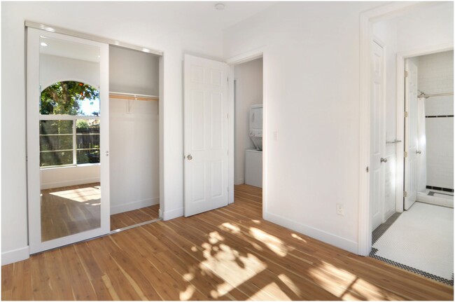 Building Photo - Charming 1 bedroom ADU in Santa Ana!