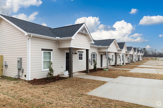 Primary Photo - Welcome to Indian Creek Townhomes – Your P...